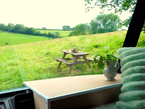 Wootton Manor Woodland Bus Holiday Accommodation