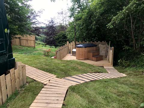 Wootton Manor Woodland Bus Holiday Accommodation