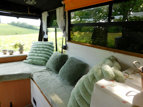 Wootton Manor Woodland Bus Holiday Accommodation