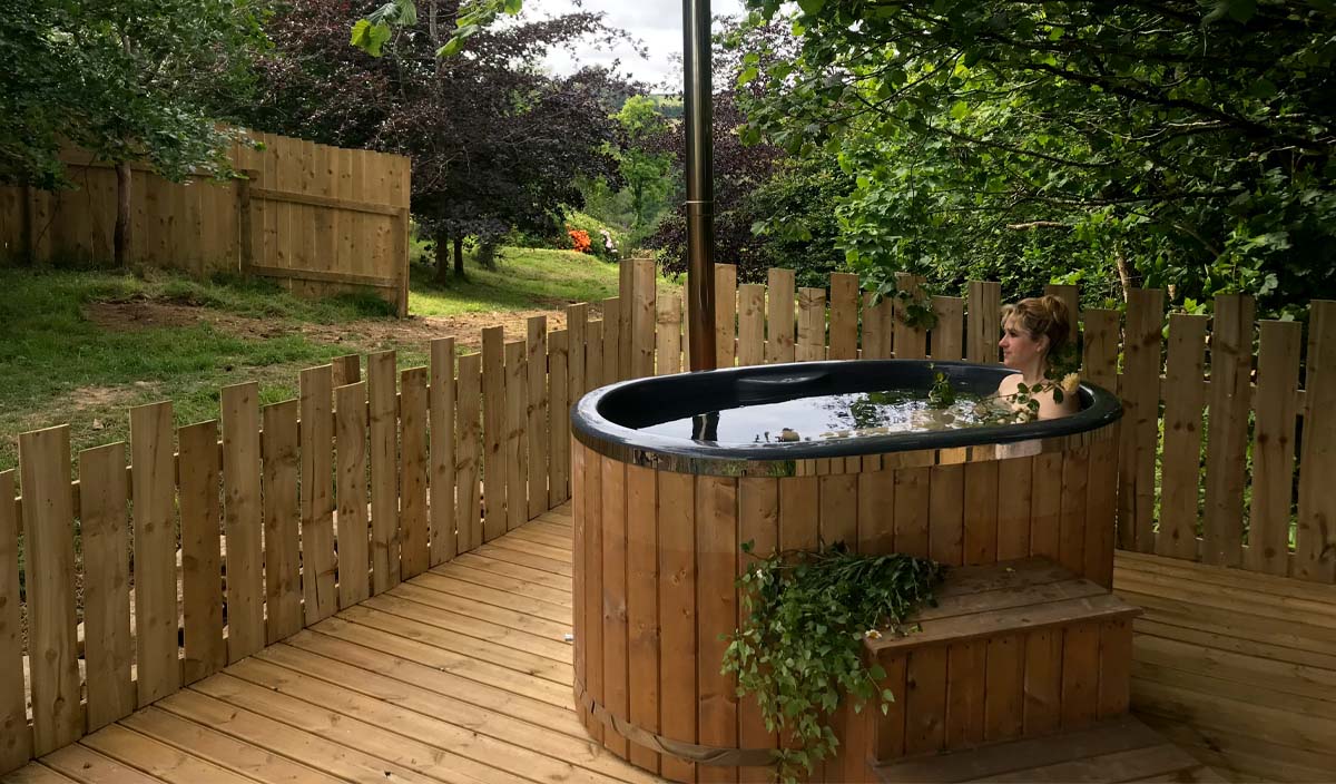 The Wootton Woodland Bus Holiday Accommodation North Devon